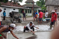 Meski Cuaca Hujan, Program Padat Karya di Bantul Berjalan Lancar