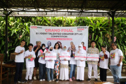 Smartfren Community Cilacap Sukses Tumbuhkan Bibit Kreator Muda dari Kalangan Pelajar