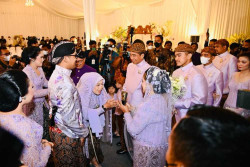 Empat Pesan untuk Kaesang-Erina di Malam Midodareni