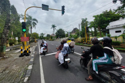 Simpang 3 DPRD Kulonprogo Beroperasi, Begini Kondisi Lalu Lintas di Sana