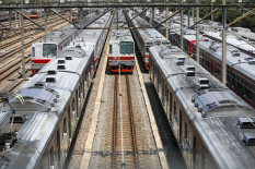 Siap-siap! Tarif KRL dan Kerata Api Jarak Jauh Naik Tahun Depan