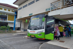 Jelang Liburan, Tarif Bus Naik hingga 20%
