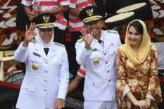 KPK Temukan Barang Bukti, Khofifah dan Emil Dardak Bakal Diperiksa?