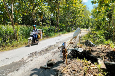 Jalan Semin Ngawen Rusak, Warga Gunungkidul Minta Segera Diperbaiki