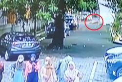Bunuh Diri atau Kecelakaan? Polisi Dalami Penyebab Mahasiswa UIN Jogja Jatuh dari Jembatan Penyeberangan