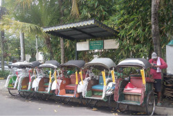 Kecepatan Maksimal 18 Kilometer Per Jam, Ini Spesifikasi Becak Kayuh Berpenguat Pengganti Bentor