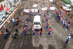 Ini Cara Aman Menghindari Blind Spot Area saat Berkendara ala Honda Istimewa