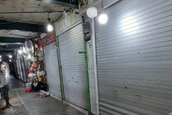Keluhan 75 Pedagang Kios Parkir ABA, dari Sepi Omzet hingga Sesak Napas akibat Asap Bus