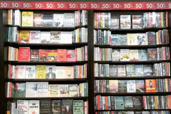 Setelah 26 Tahun, Toko Buku Periplus Malioboro Tutup