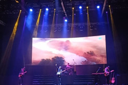 The Rose Sukses Ajak Black Rose "Healing" di Balai Sarbini