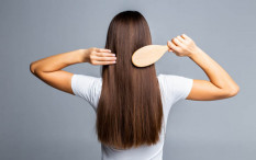 Tips Perawatan Rambut Saat Musim Hujan