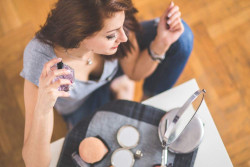 7 Tips agar Parfum Tahan Lama Bahkan Setelah 24 Jam