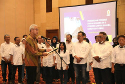 Ganjar Dorong Pengurus Kagama Selesaikan Persoalan Masyarakat