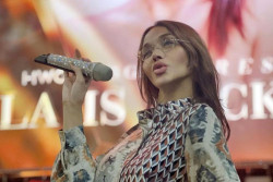 Penjelasan Lengkap Perseteruan Bunda Corla dan Nikita Mirzani
