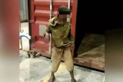 Sembunyi di Kontainer Pengiriman Saat Main Petak Umpet, Bocah Ini Terbawa Sampai ke Negara Lain