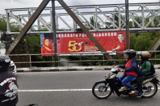 Waduh! Jembatan Cagar Budaya di Sleman Dipasangi Spanduk Partai dan Dicoret-coret