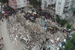Gempa Turki Magnitudo 7,9, Bencana Terburuk Sejak Tahun 1939