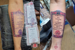 Anti Mainstream, Pria Tato Buku Nikah di Lengannya untuk Hadiah Valentine Istri