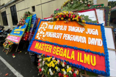 Polres Jaksel Dipenuh Karangan Bunga Terkait Penganiayaan Anak Pejabat Pajak