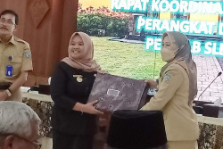 Kembali Meraih Tiga Besar, RSUD Prambanan Raih Predikat Pelayanan Terbaik di Kabupaten Sleman