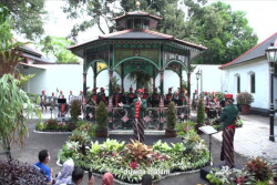 Peringati SO 1 Maret, Tim Ensambel Tiup Kraton Jogja Tampil Bareng Jogja Hiphop foundation