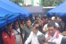 Pengungsi Kebakaran Depo Pertamina Plumpang Sangat Butuh Popok Lansia