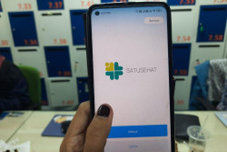 Jadi Syarat Naik Pesawat per Maret Ini, Yuk Update PeduliLindungi Jadi Satu Sehat!
