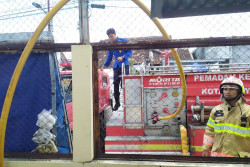 Diduga karena Puntung Rokok, Kampus UST Jogja Kebakaran