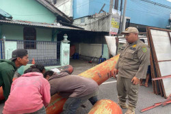 Sat Pol PP Bantul Tindak 9 Pelanggaran Reklame