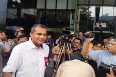Dilaporkan Terima Gratifikasi Rp7 Miliar, Guru Besar UGM Sebut Fitnah