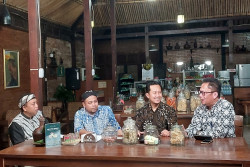 Kesbangpol Sleman, KPU, dan Bawaslu Siapkan Strategi Wujudkan Pemilu Harmonis