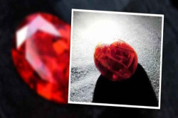 Aneh! Diawetkan 20 Tahun, Telur Rebus Ini Jadi Batu Merah Darah