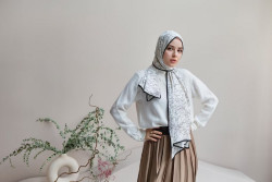 Ladies Besok Mau Bukber, Pakai Outfit Apa Ya? Intip Tip Ini
