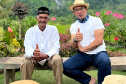 Pertahankan Rumahnya dari Tawaran Rp2,5 Miliar, Abah Jajang Dipuji Kang Emil