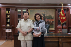 Ketemu Prabowo, Susi Pudjiastuti Diberi Buku "Kepemimpinan Militer"