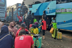 Ribuan Peserta Mengikuti Serunya Mudik Bareng Alfamidi