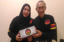 Melly Goeslaw Potong Lambung, Makan Cuma Bisa Sesendok