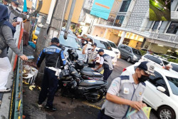 Jukir Liar Tertangkap Tangan di Pasar Kembang, Terancam Pidana Ringan