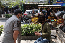 Ratusan Pengunjung Malioboro Ketahuan Langgar Larangan Merokok