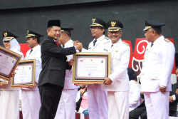Salut! Pemkab Kulonprogo Enam Terbaik Pemkab Se-Indonesia