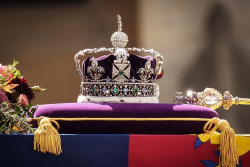 Yuk, Intip Kemewahan Mahkota Raja Charles III, Harganya Capai Rp826 M Loh!