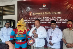 Menit-Menit Akhir Pendaftaran, Gerindra Sleman Daftarkan 50 Bacaleg, 6 Di antaranya Petahana