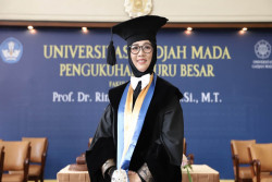 Guru Besar UGM: Dominasi Ruang Fisik Bergeser ke Ruang Virtual