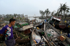 Topan Mocha Landa Myanmar Tewaskan 81 Orang