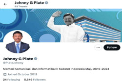 Viral Akun Twitter Johnny G Plate Ternyata Centang Abu-abu