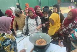 Kelurahan Semaki Dorong Ibu-ibu PKK Bisnis Makanan