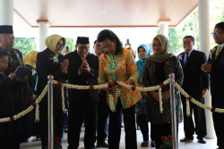 Gedung Gambuh untuk Perawatan Khusus Lansia Diresmikan di Sleman