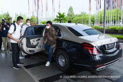 Johnny G Plate Tersangka, Satu Mobil Supermewah Tak Masuk LHKPN