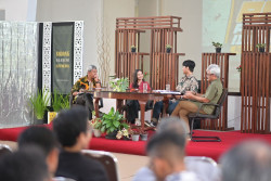 Begini Strategi Sekarwangi Menghadapi Politik Identitas