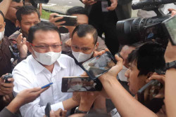 Diperiksa sebagai Tersangka Penanganan Kasus, KPK Tidak Menahan Sekretaris MA